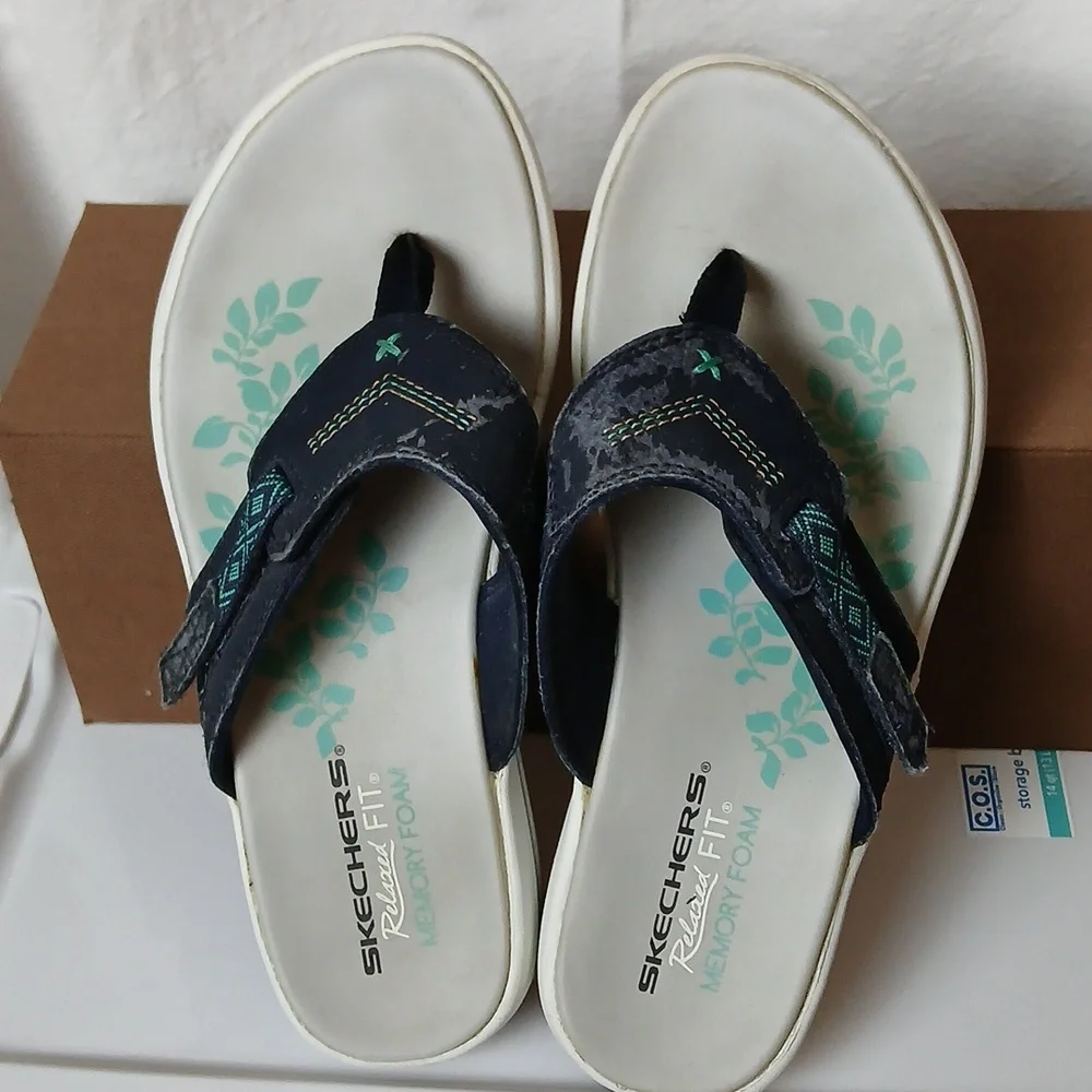 Skechers Women's Blue Sandals - Picture 6 of 8